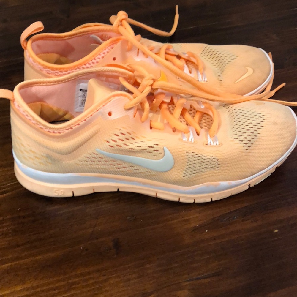 Nike Tennis shoes
